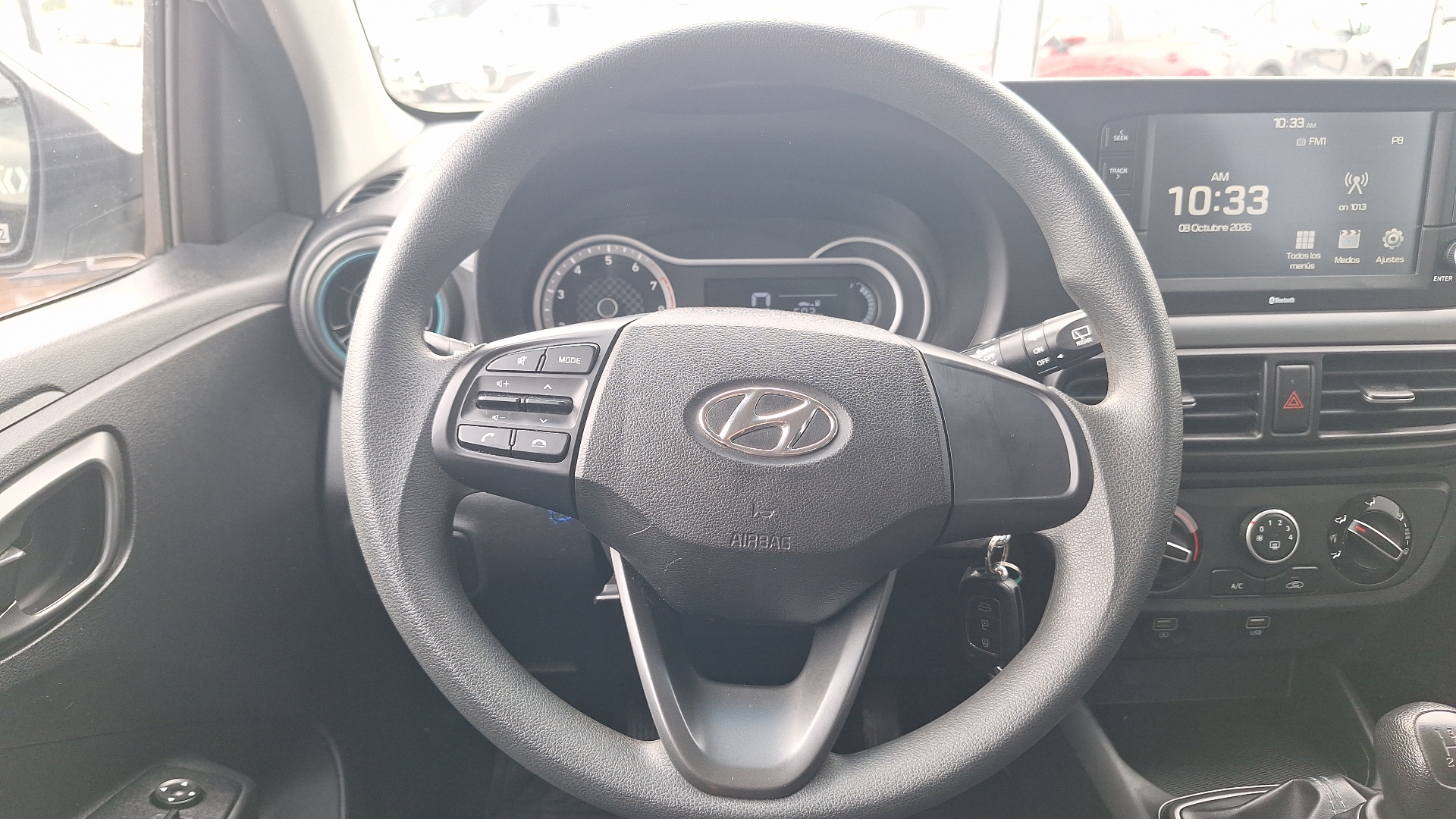 Hyundai Grand I10 — foto 8 de 15