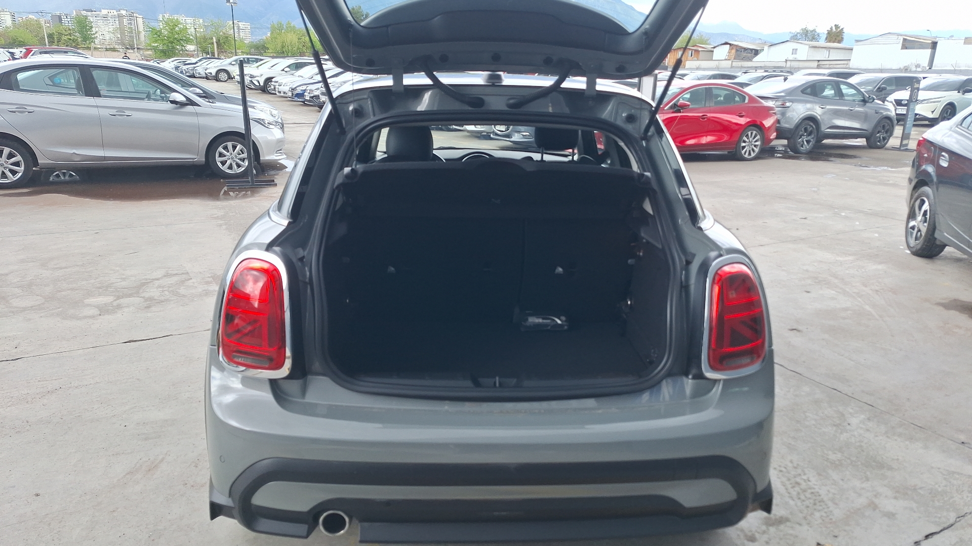 MINI Cooper — foto 4 de 15