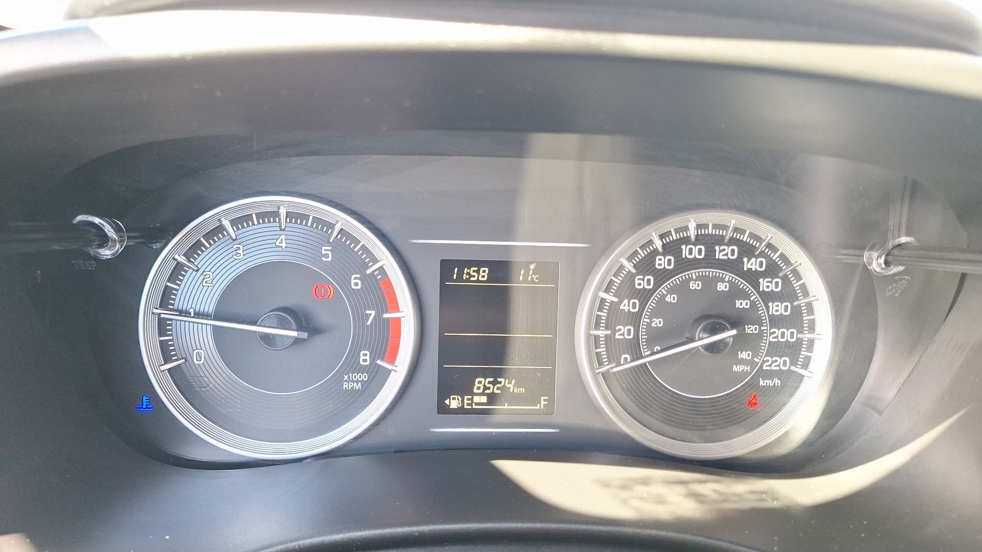 Suzuki Baleno — foto 9 de 15