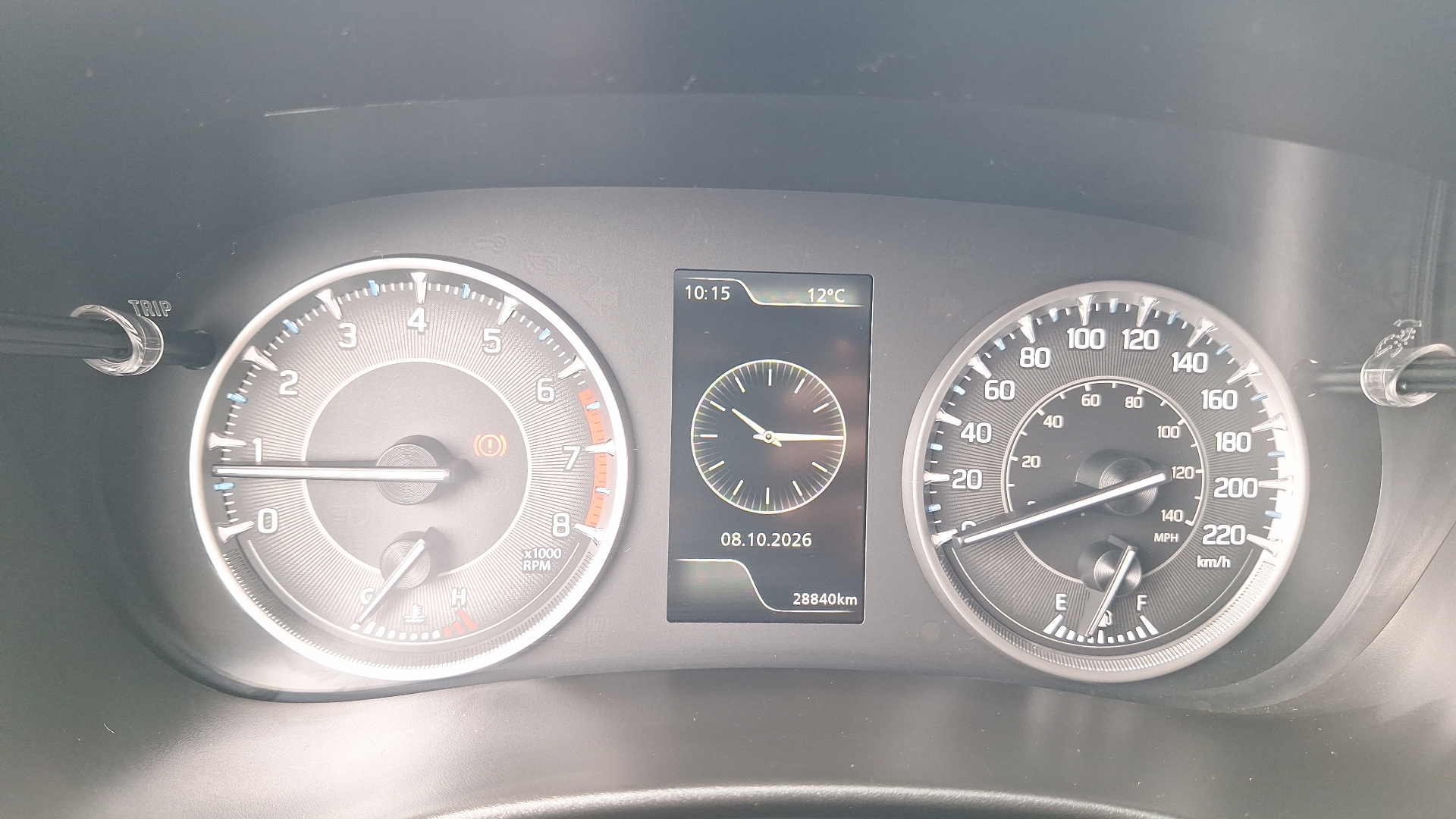 Suzuki Fronx — foto 9 de 15