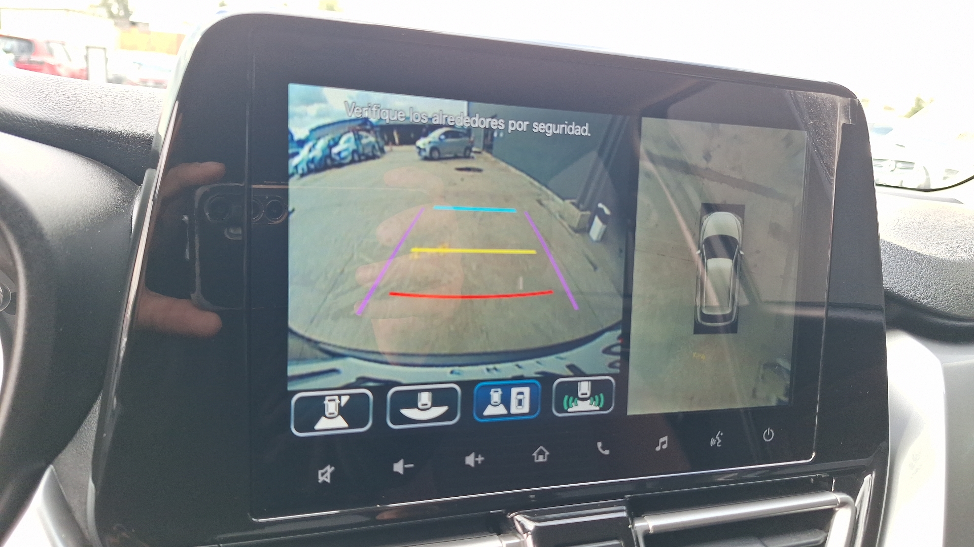 Suzuki Fronx — foto 12 de 15