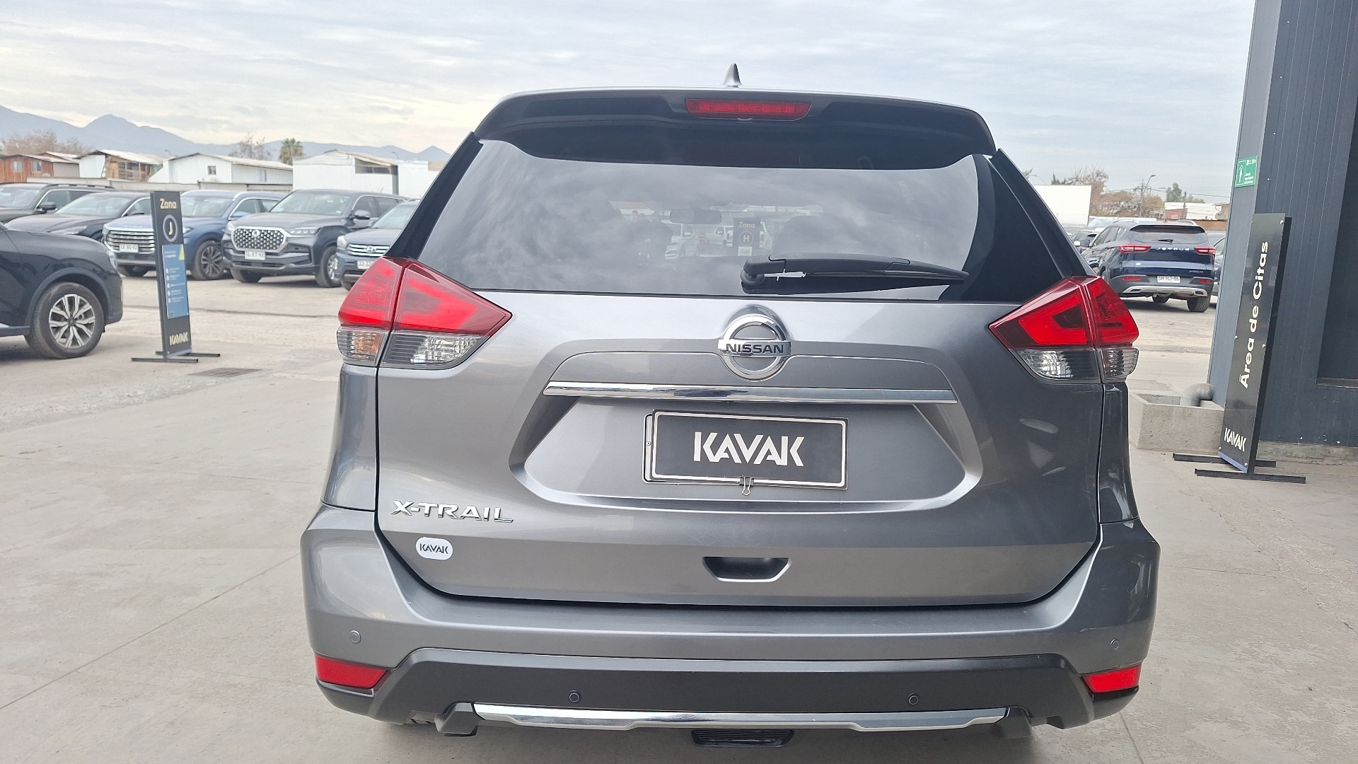 Nissan X-Trail — foto 3 de 16