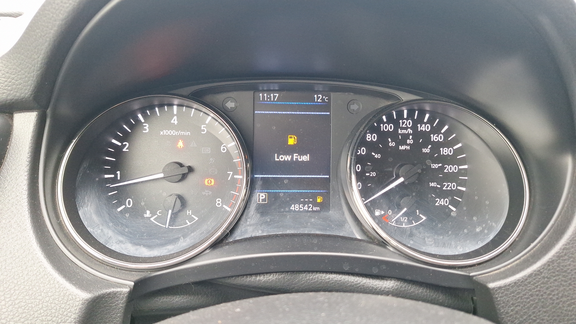 Nissan X-Trail — foto 9 de 16