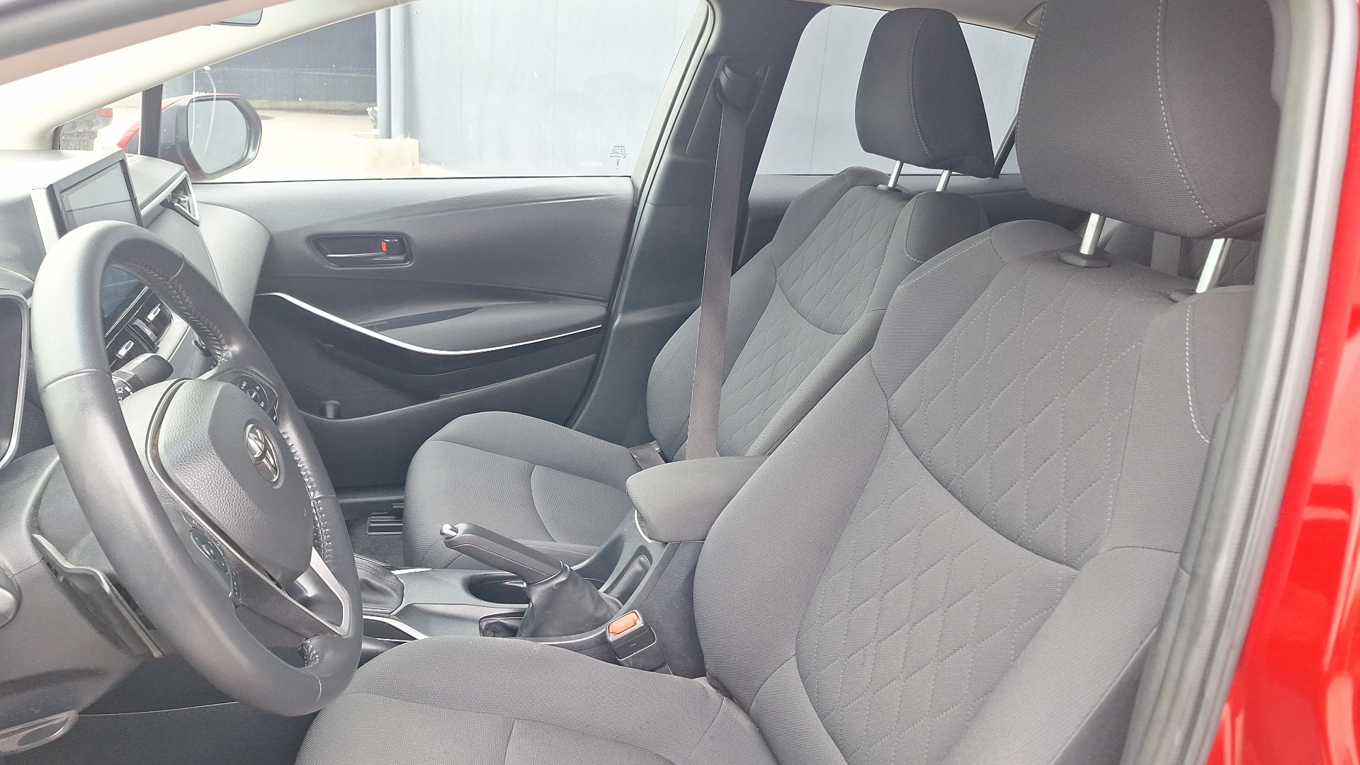 Toyota Corolla — foto 14 de 15