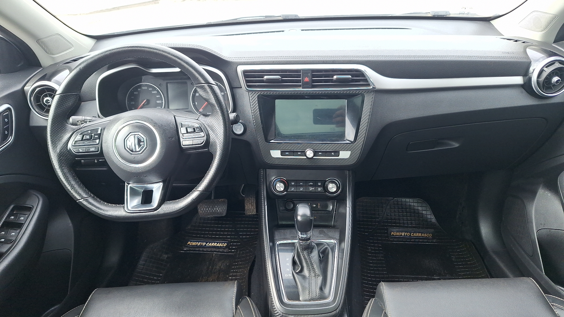 MG Zs — foto 6 de 16