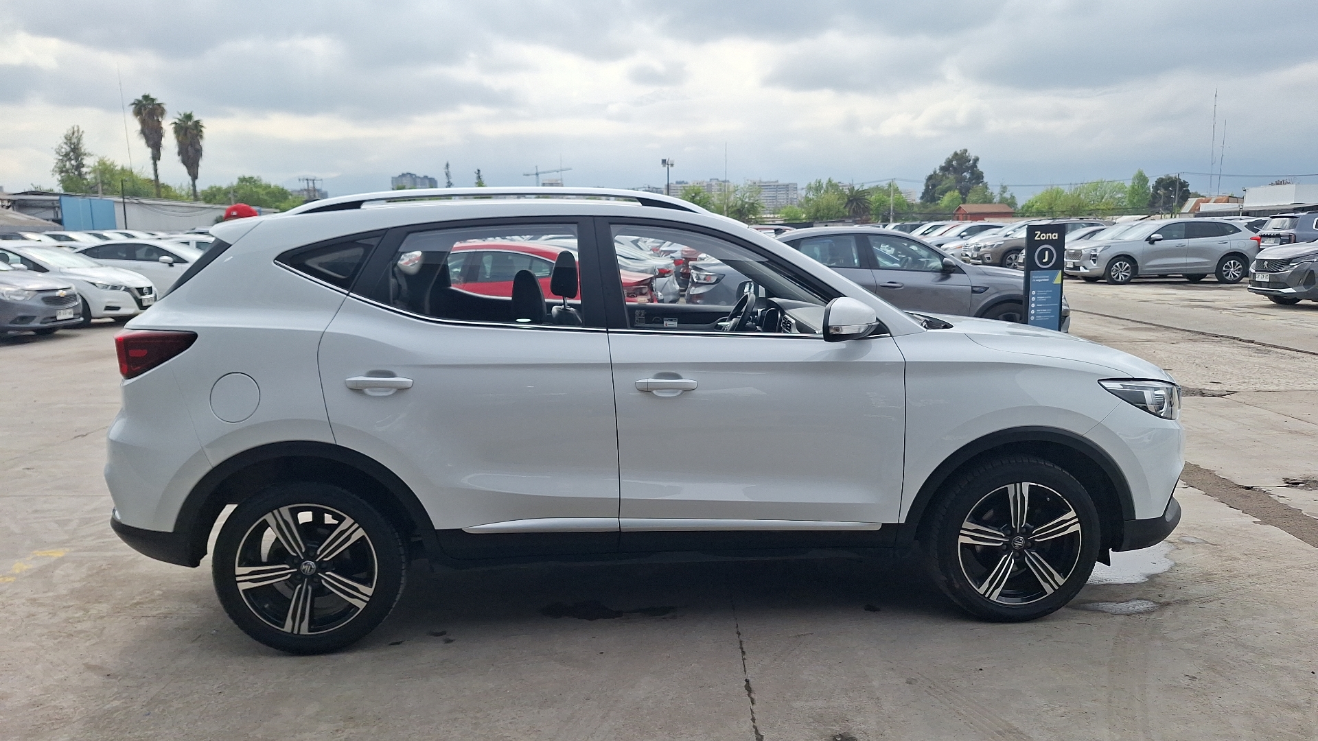 MG Zs — foto 5 de 16