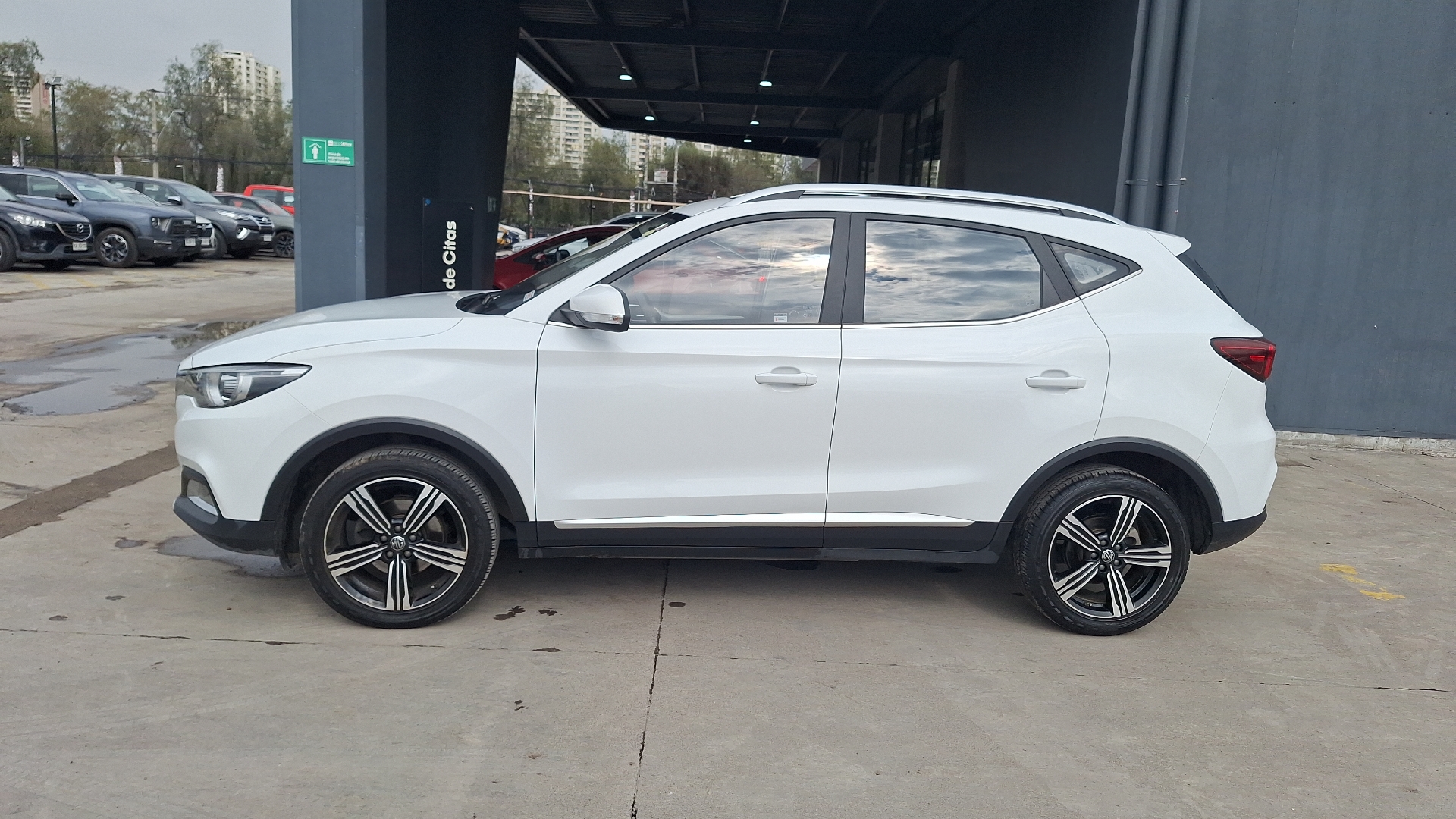 MG Zs — foto 2 de 16