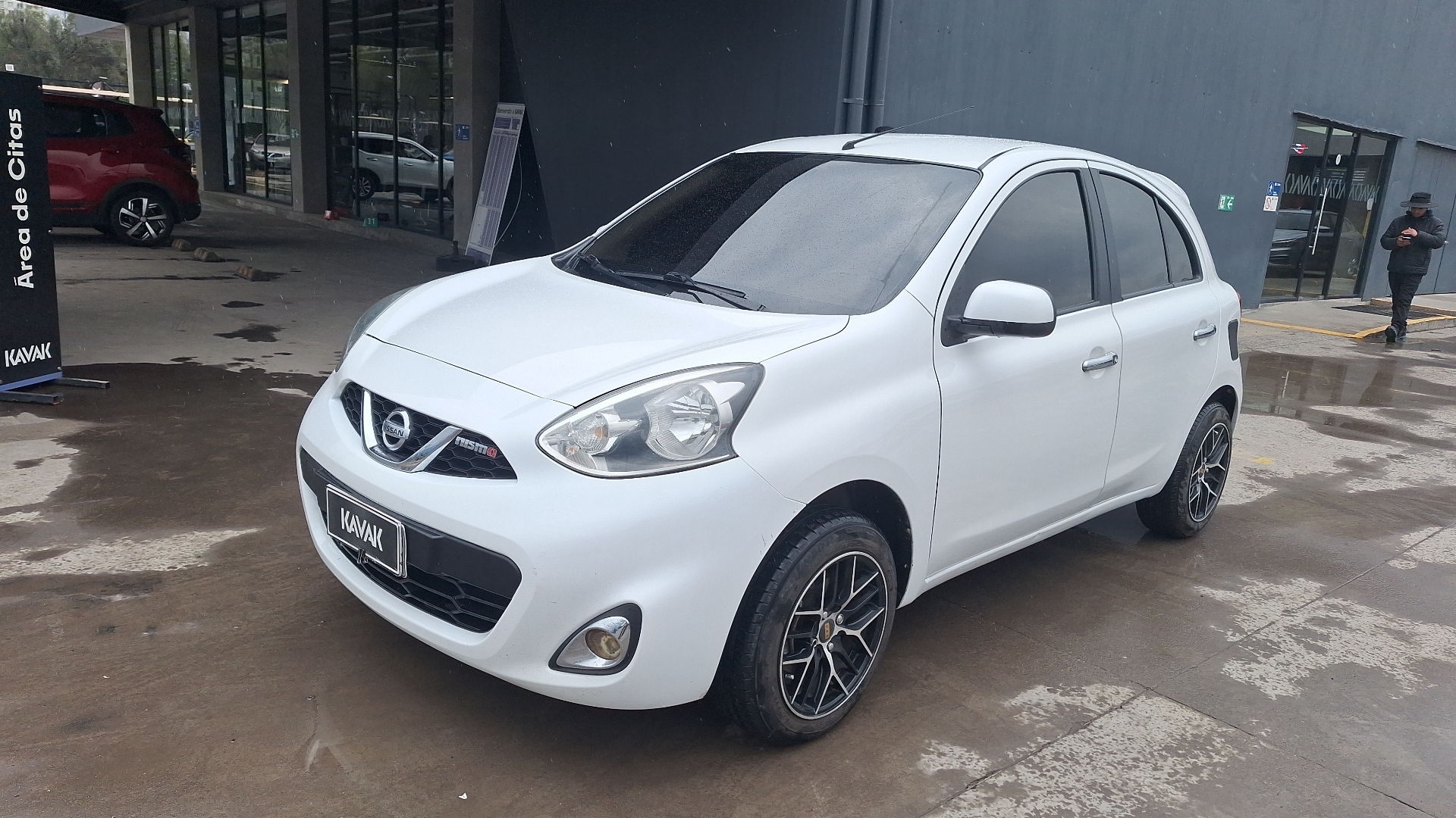 Nissan March