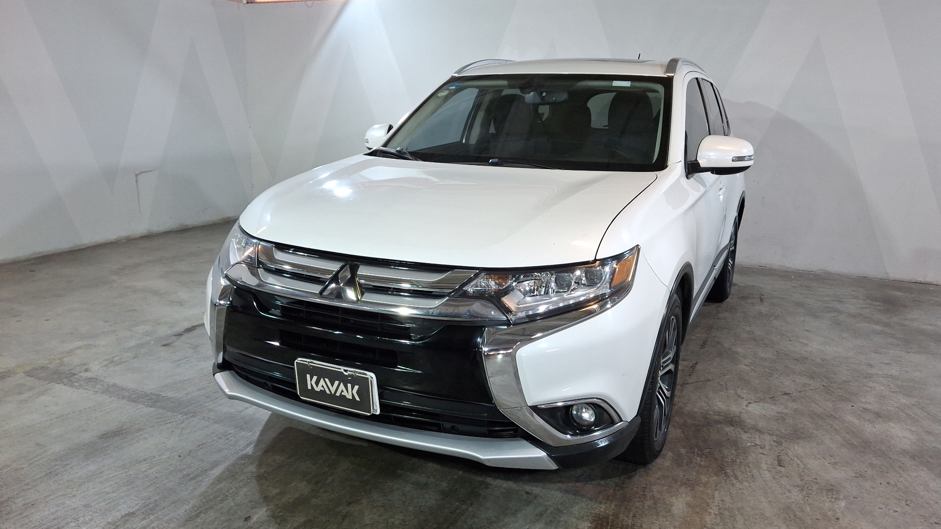 Mitsubishi Outlander 2016