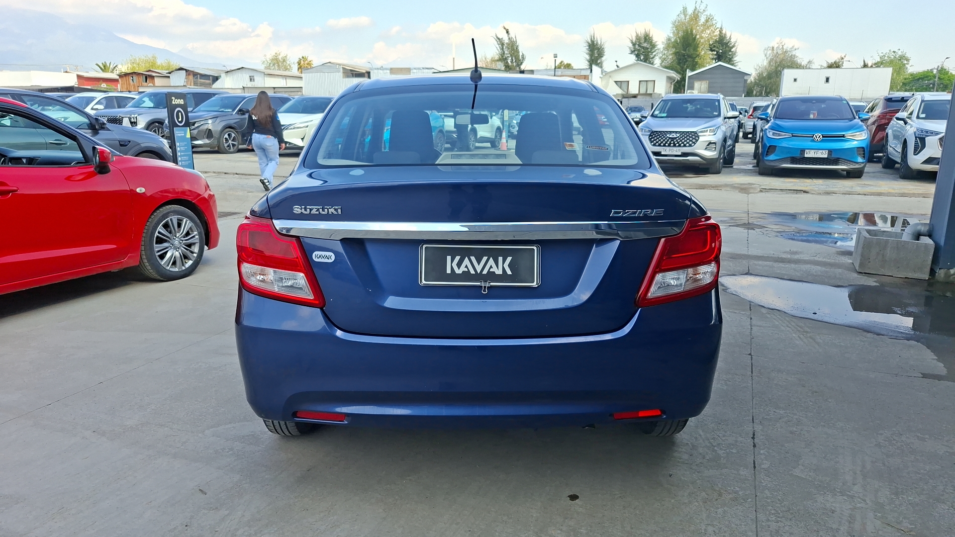 Suzuki Dzire — foto 3 de 14