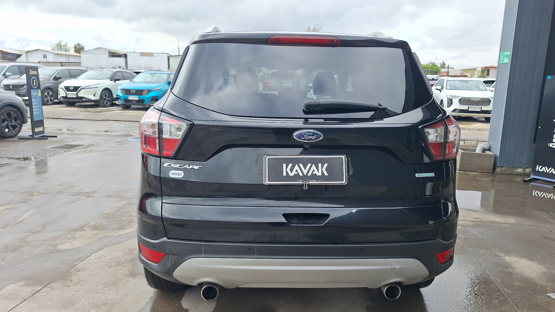Ford Escape — foto 3 de 15
