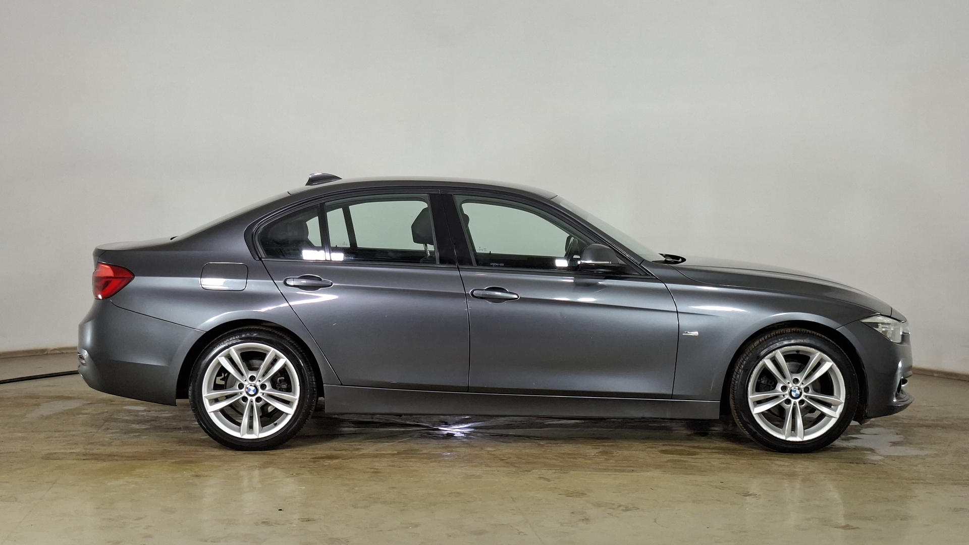 BMW Serie 3 — foto 4 de 16