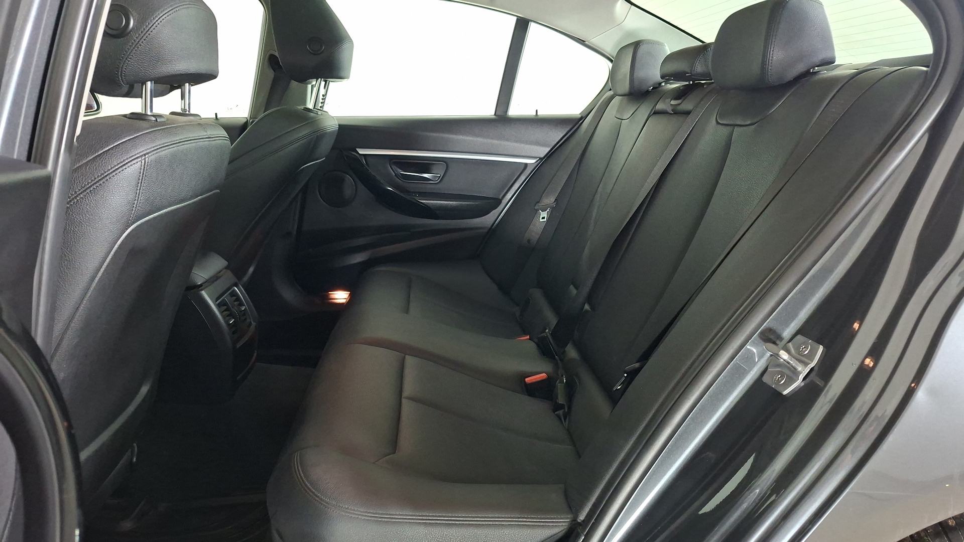 BMW Serie 3 — foto 14 de 16