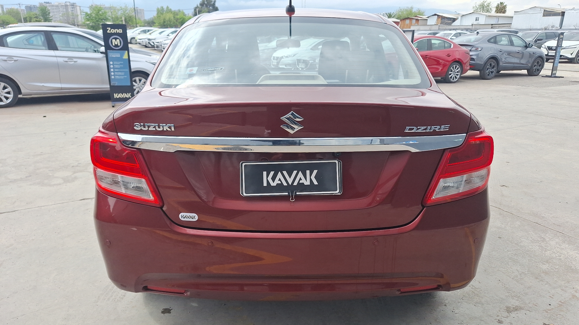 Suzuki Dzire — foto 3 de 15