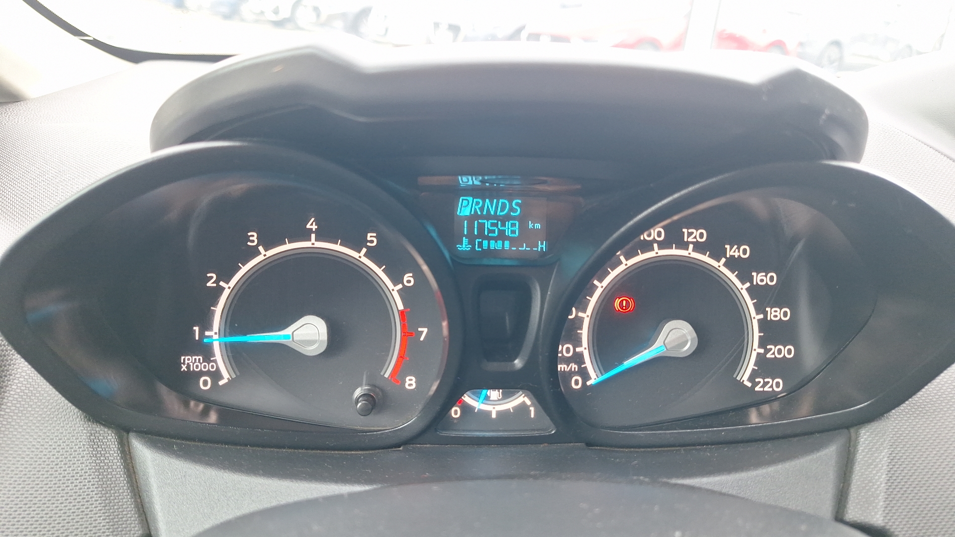 Ford Fiesta — foto 9 de 14