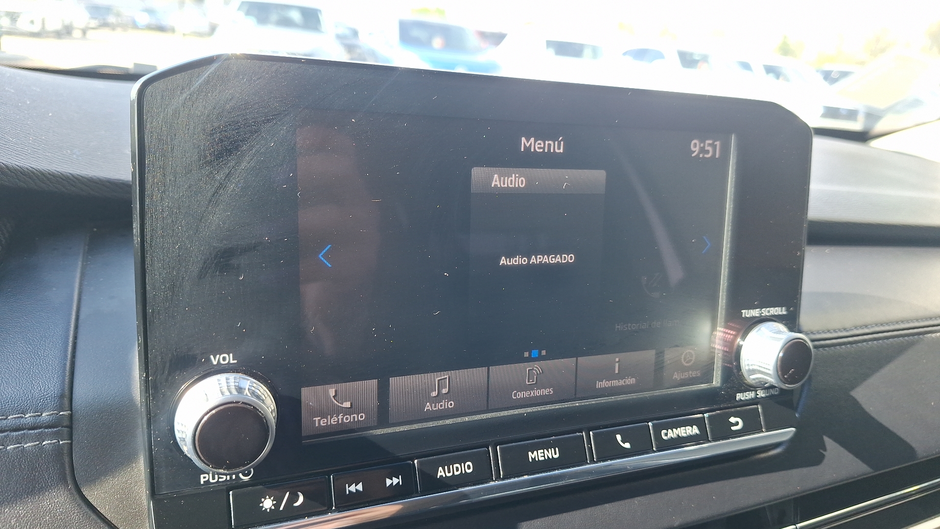Mitsubishi Outlander — foto 10 de 15