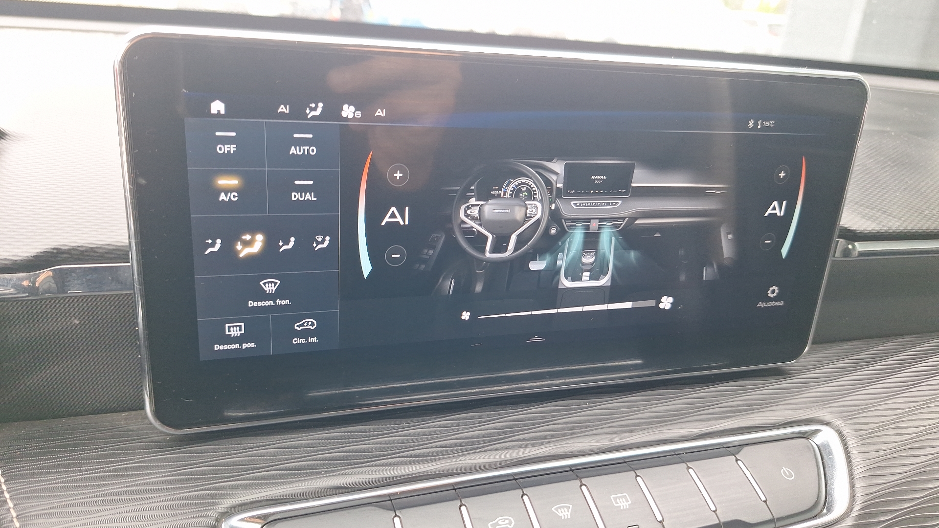 Haval Jolion — foto 15 de 15
