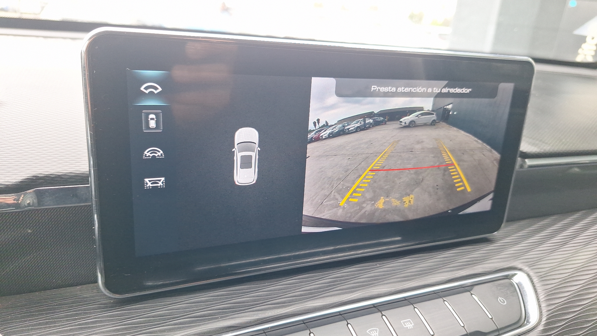 Haval Jolion — foto 12 de 15