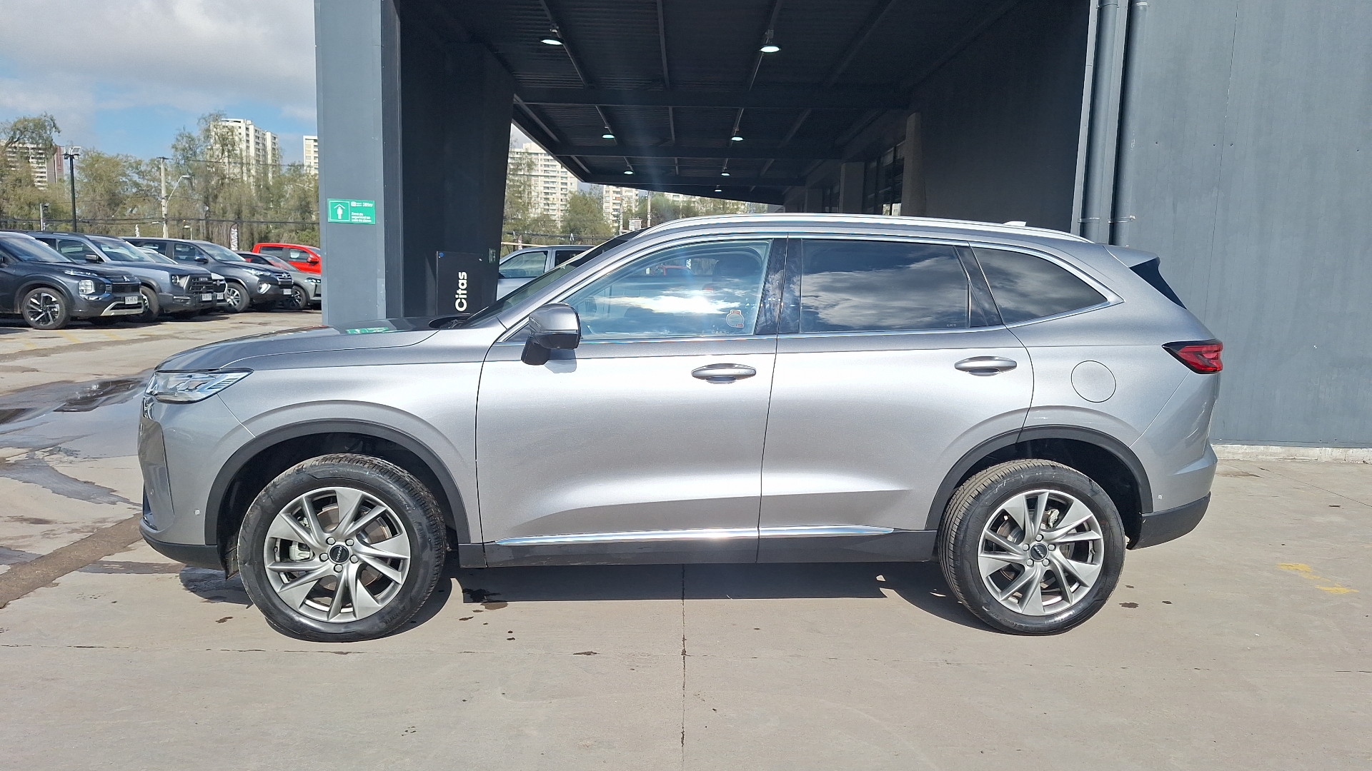 Haval H6 — foto 2 de 16
