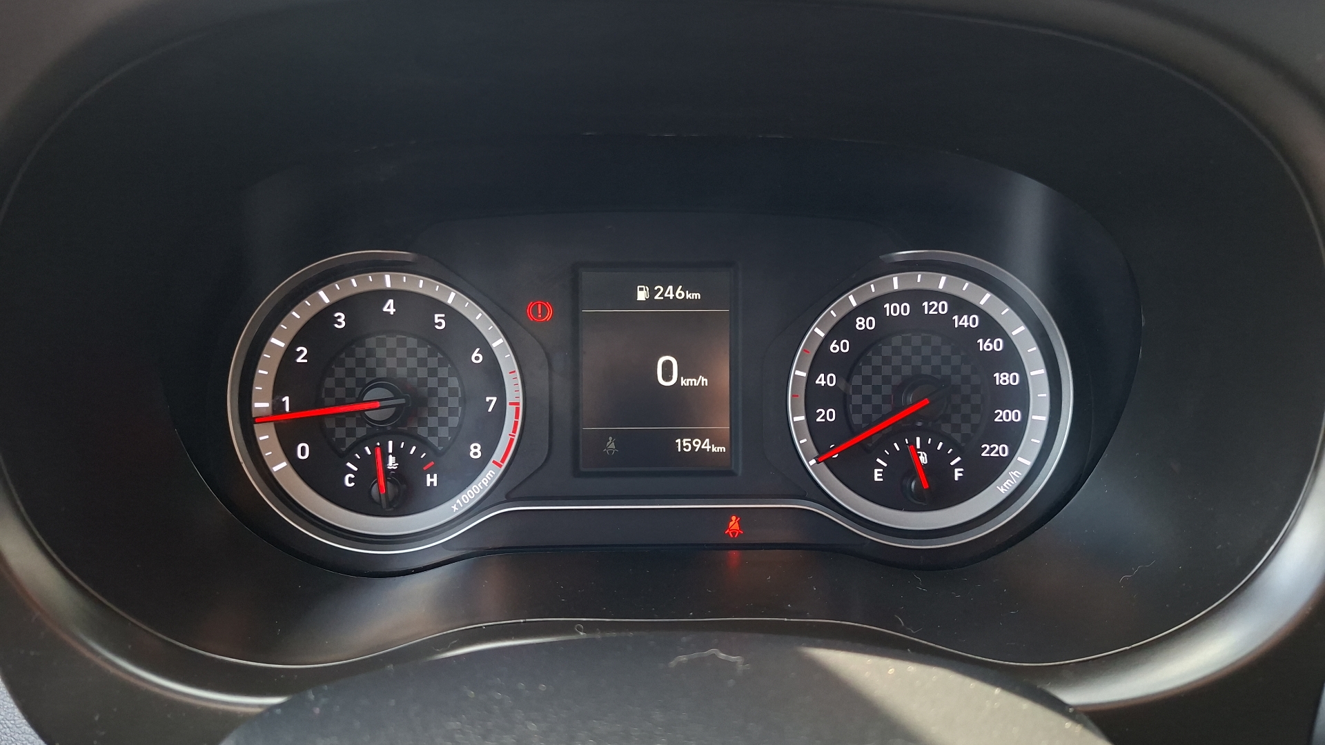 Hyundai Grand I10 — foto 9 de 15