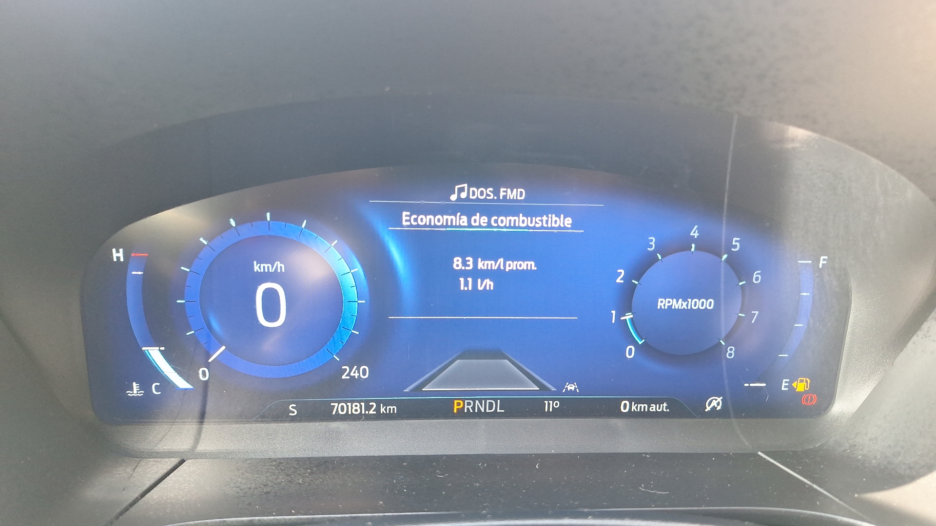 Ford Escape — foto 9 de 16