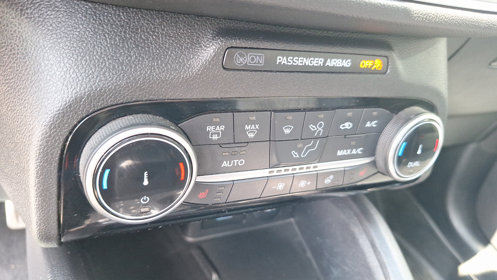 Ford Escape — foto 16 de 16
