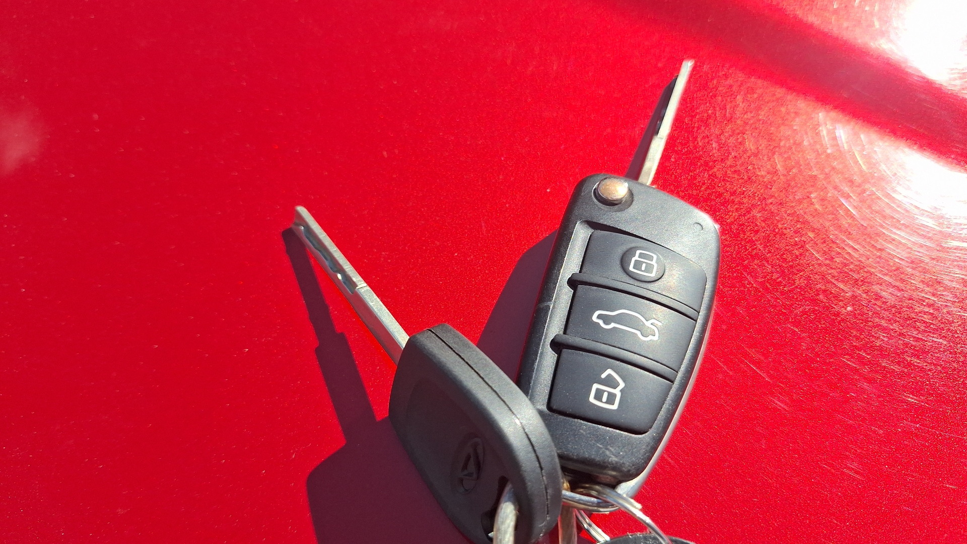 Chery Tiggo 2 — foto 7 de 15