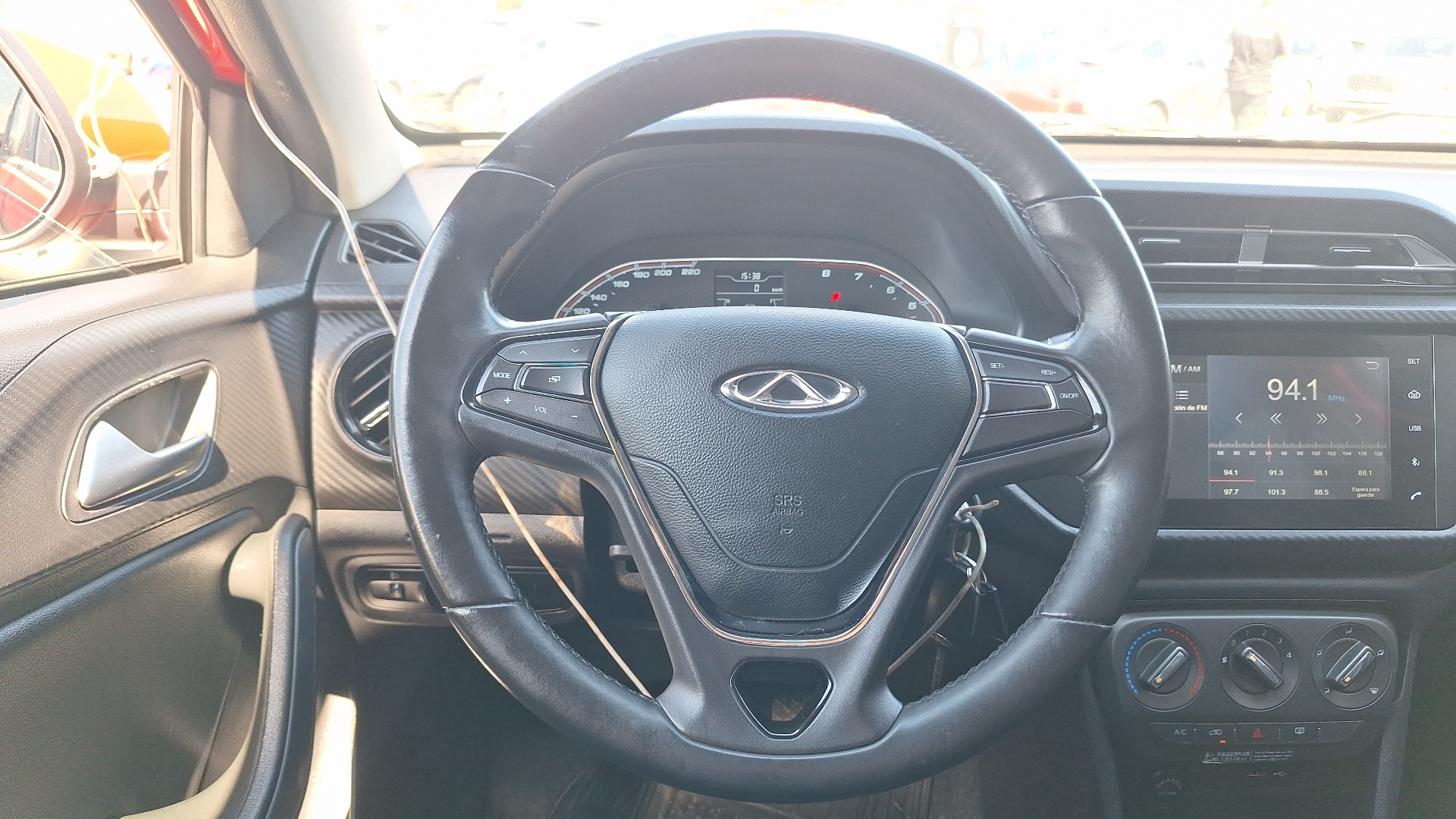Chery Tiggo 2 — foto 8 de 15