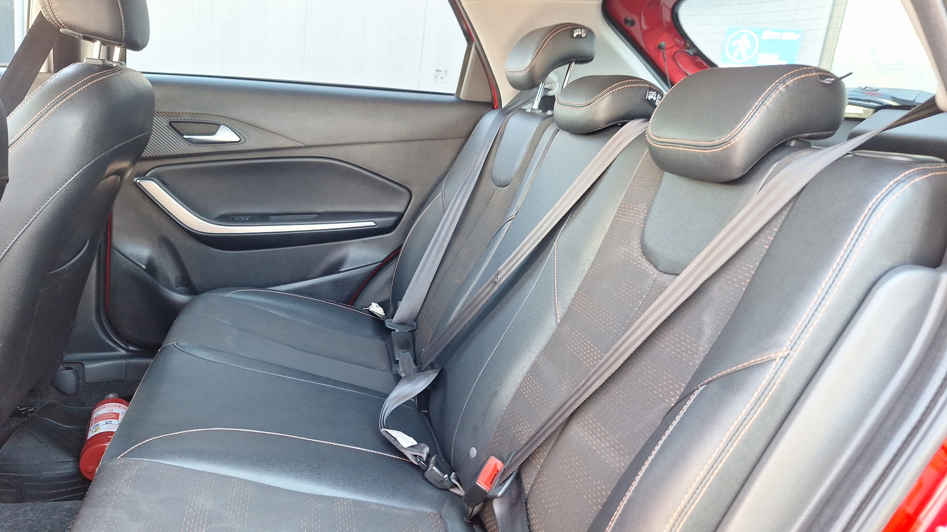 Chery Tiggo 2 — foto 13 de 15