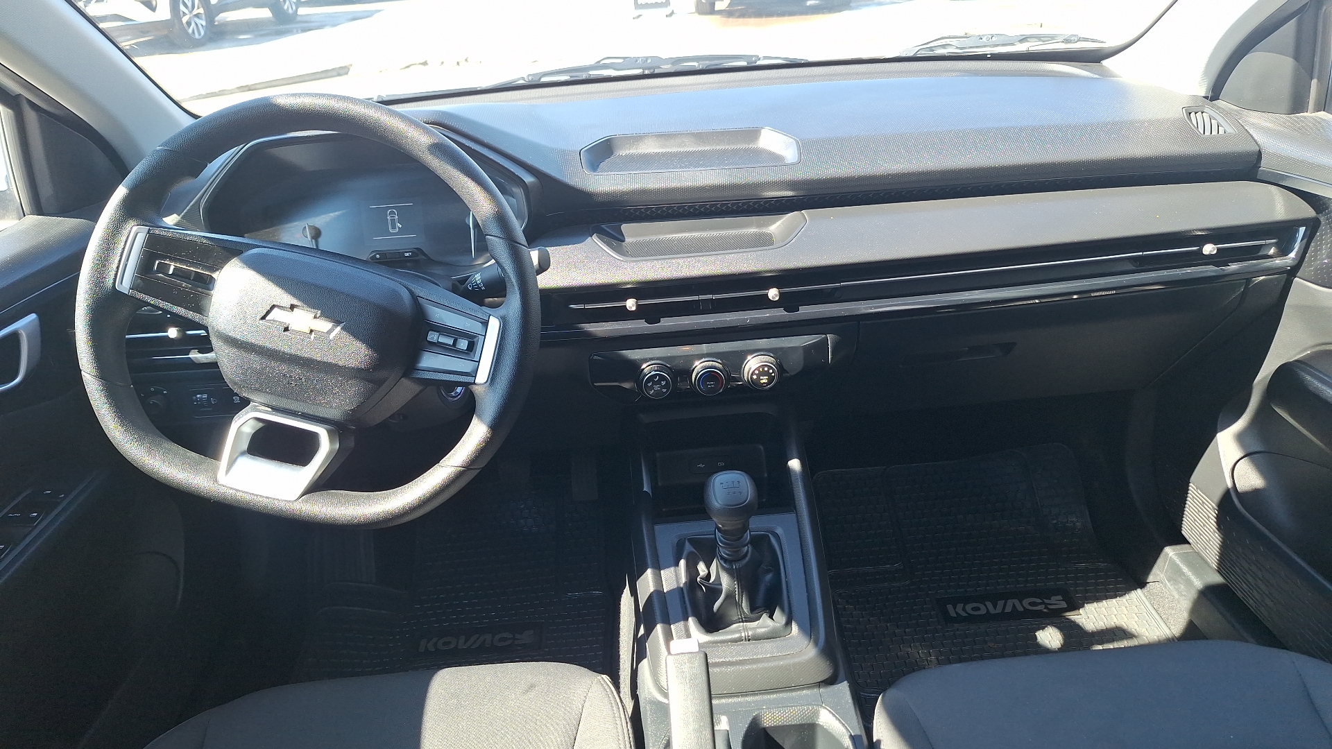 Chevrolet Sail — foto 6 de 14
