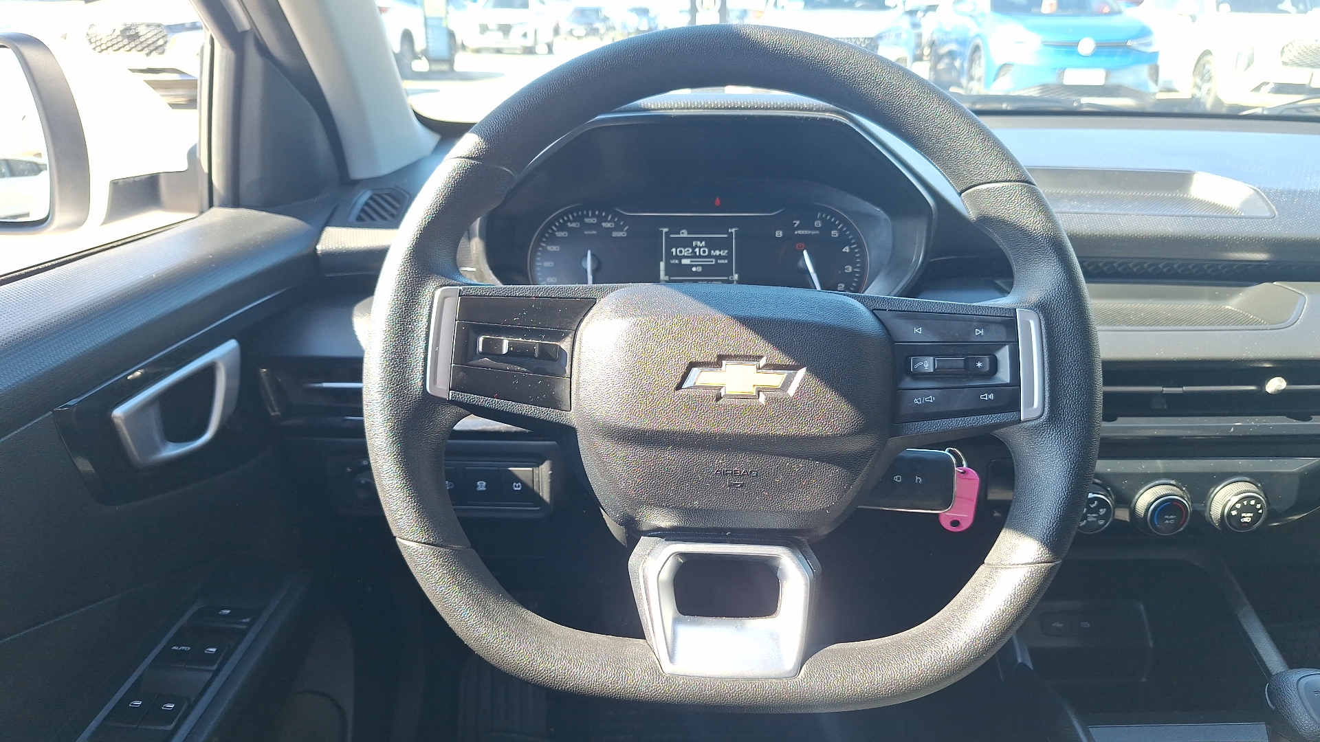 Chevrolet Sail — foto 8 de 14